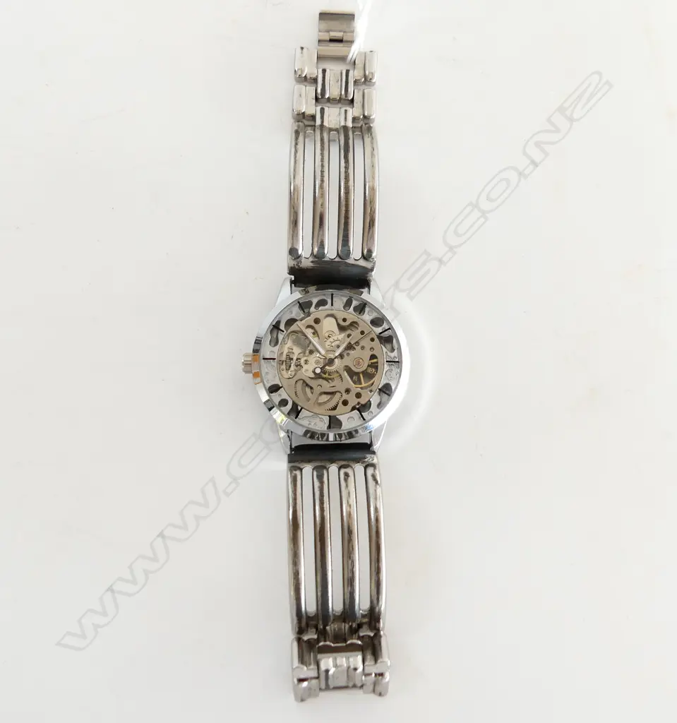 MENS MODERN SKELETON WRISTWATCH EXHIBITION BACK stainless water resistant Image 1++