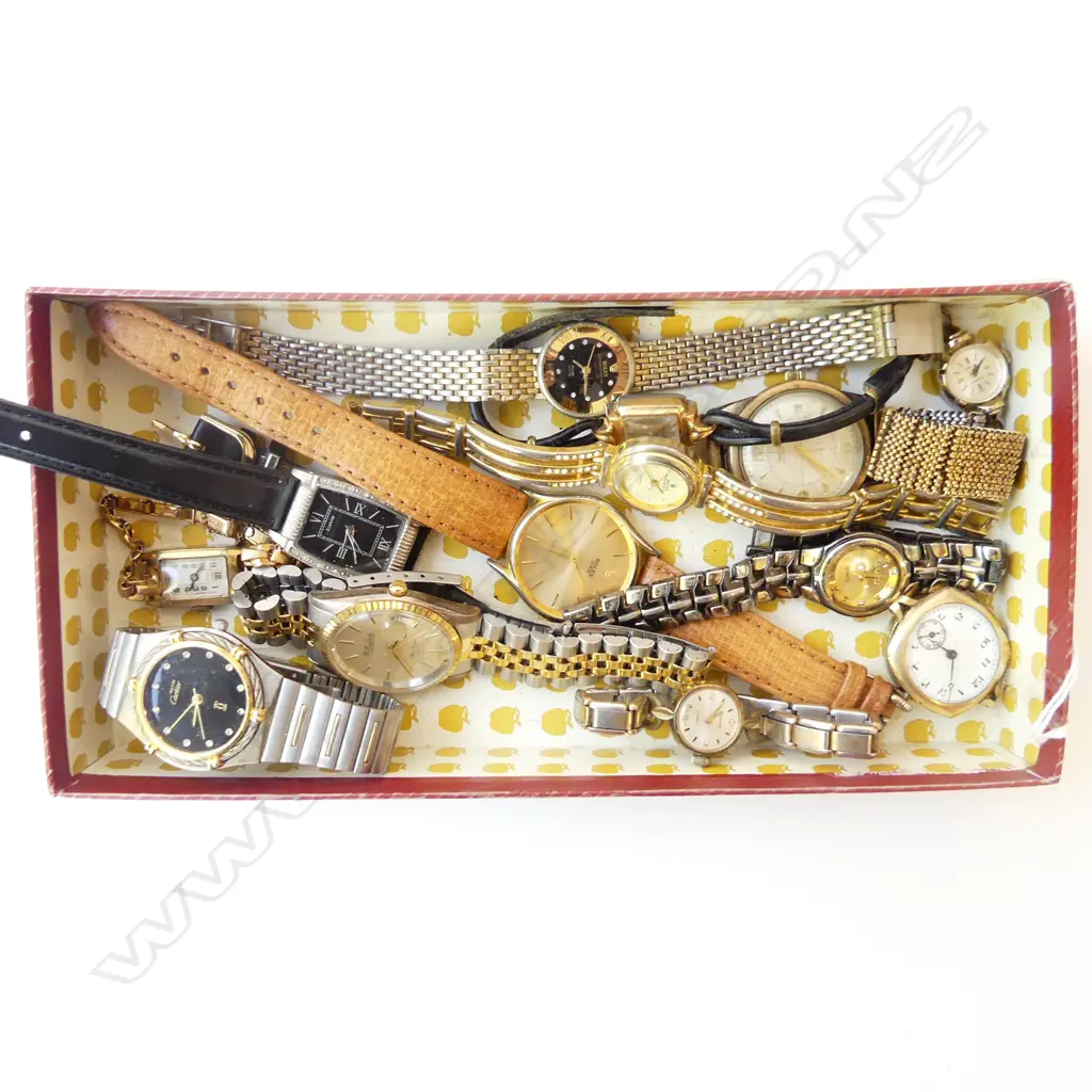 13 ASST. FASHION WRIST WATCHES Image 1++