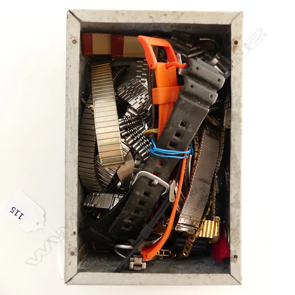BOX ASST. WATCH STRAPS Image 1++