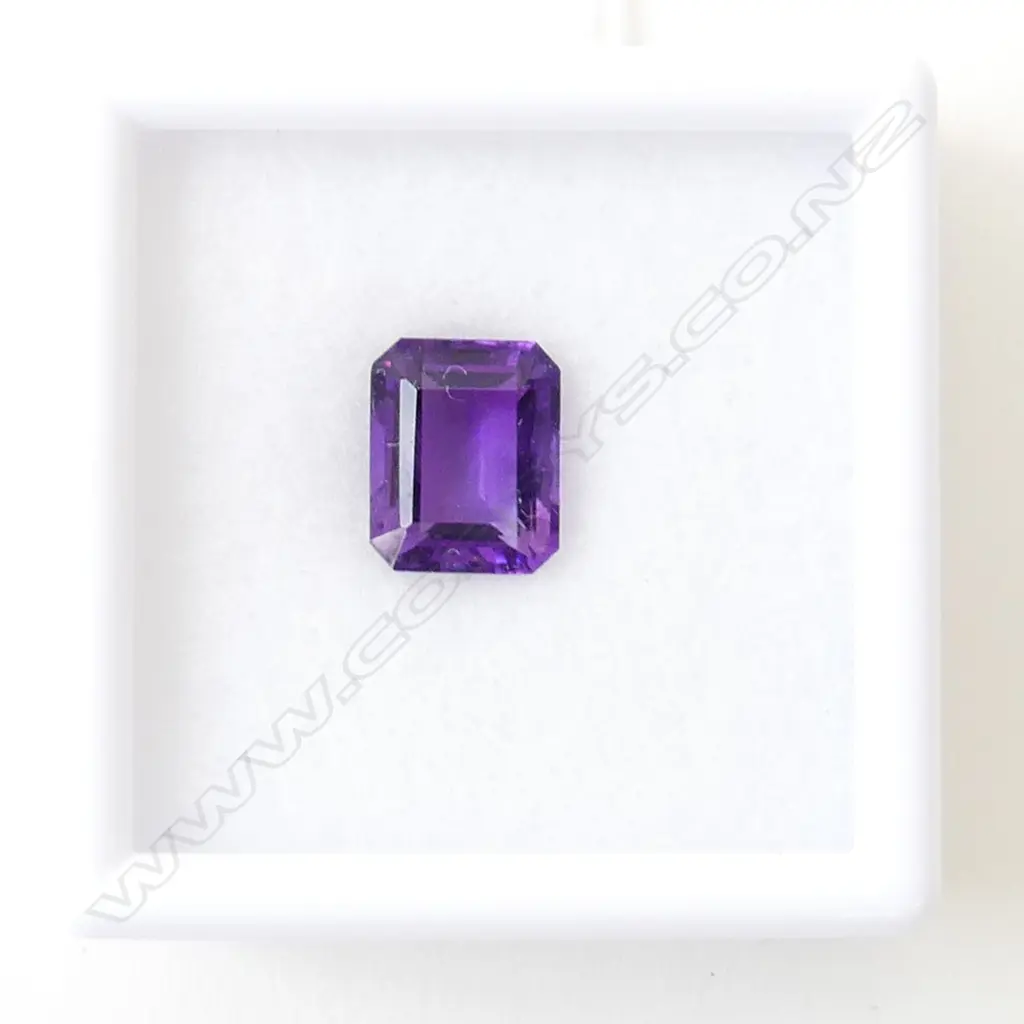 AMETHYST OCT. 11X9 MM 1 = 3.90CT Image 1++