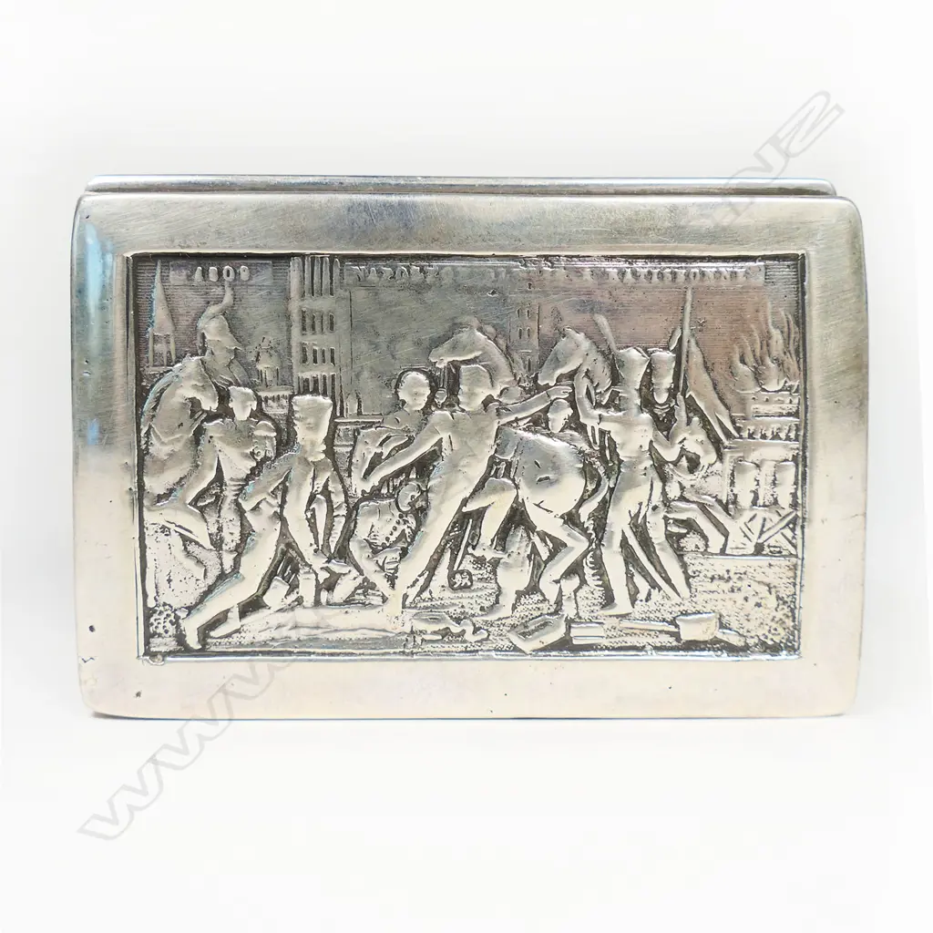 A Continental silver small jewellery casket, Image 1++
