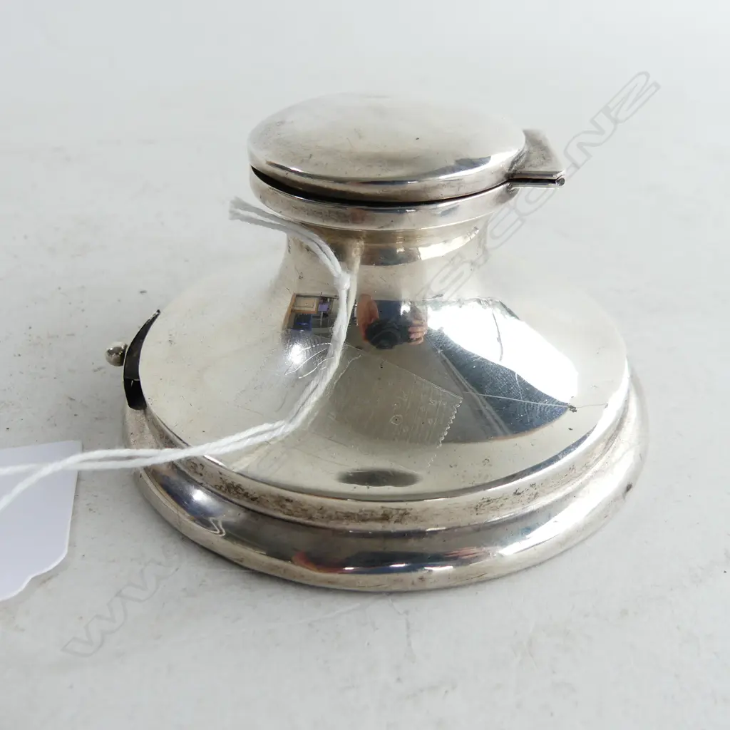 *RTV* STG SILVER CAPSTAN INKWELL w. GREEN GLASS INSERT & STAMP DRAWER B'HAM 1908 97mm dia Image 1++