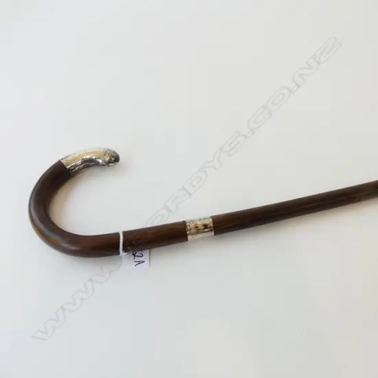 ANTIQUE WALKING STICK STERLING SILVER TIP & MOUNT LONDON 1919