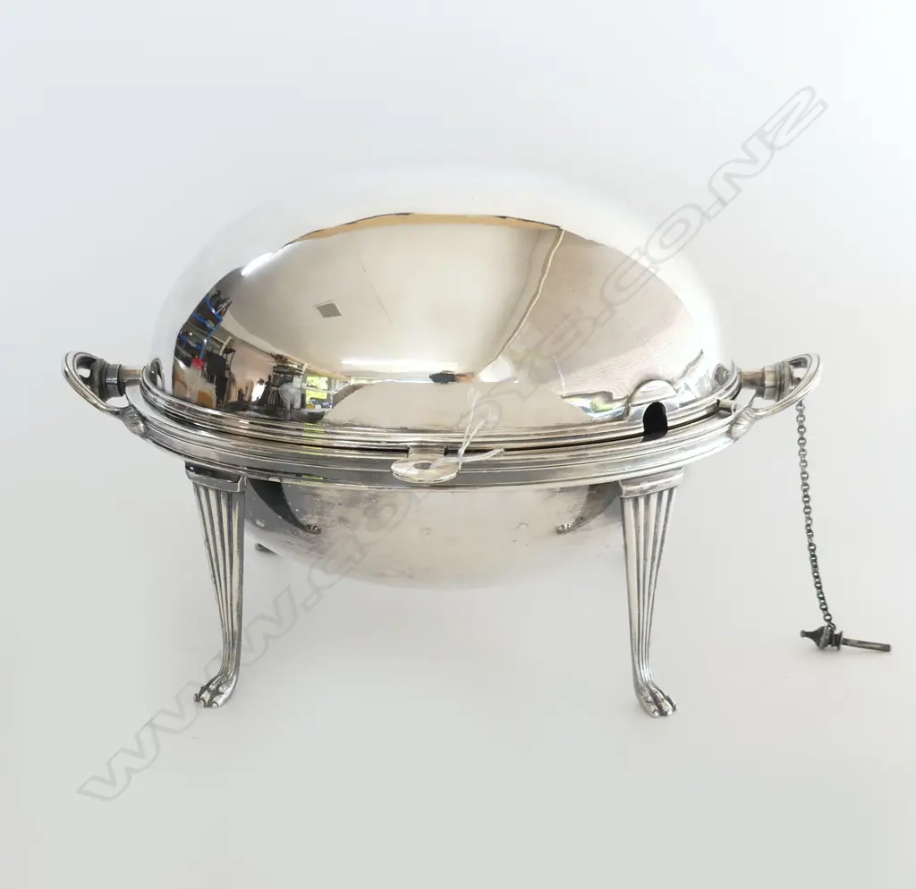 MAPPIN & WEBB SILVER PLATE chafing dish/bacon warmer with rollback lid 230 x 335mm Image 1++