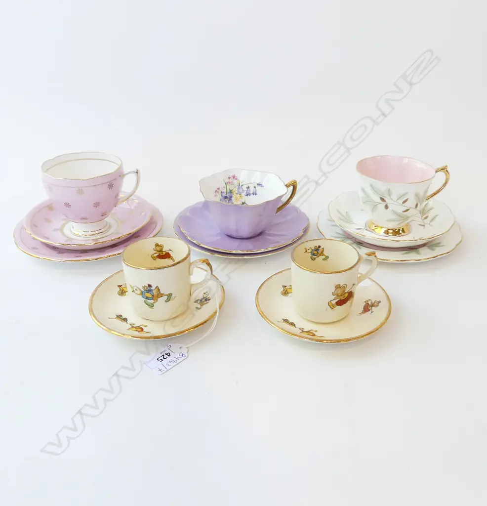 3 TRIOS INCL. 1 SHELLEY + 2 CROWN LYNN CHILDRENS C/S Image 1++