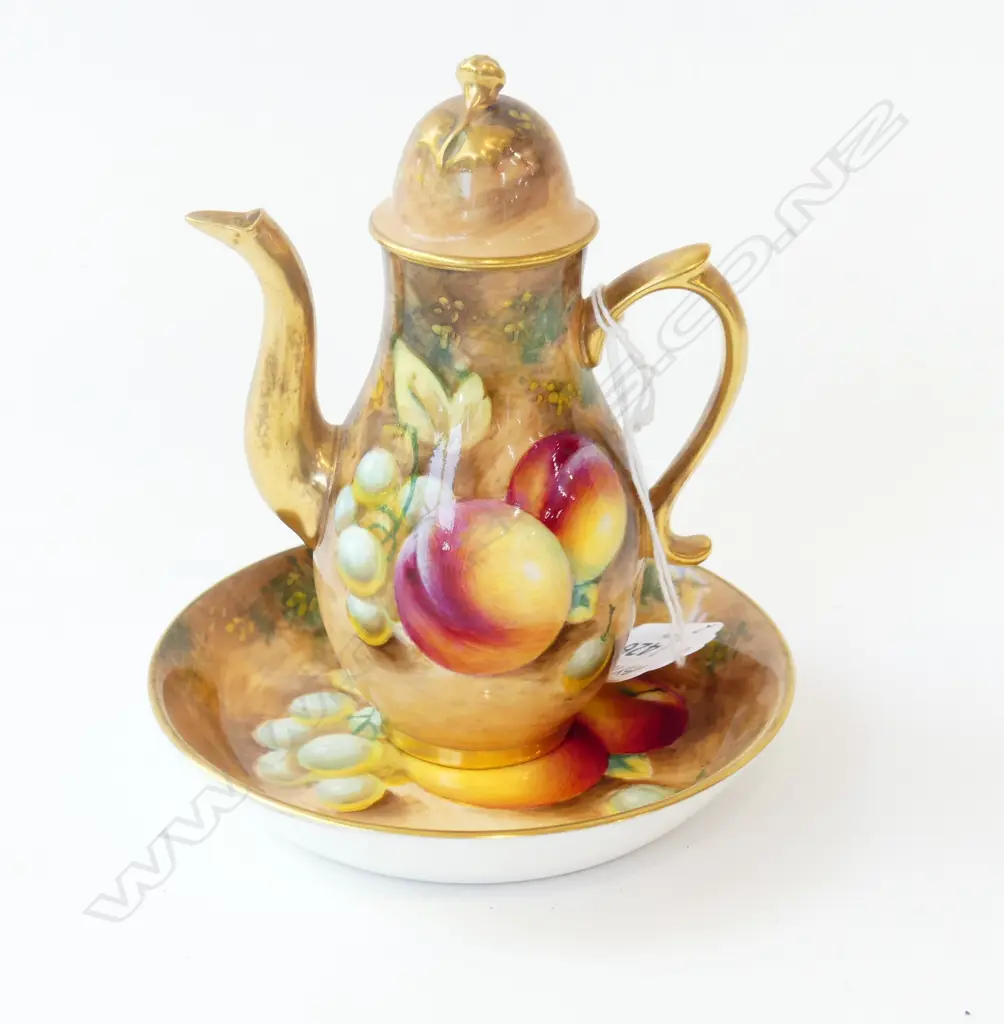 ROYAL WORCESTER MINIATURE COFFEE POT H.125mm & DISH, BOTH HAND PAINTED & SIGNED ROBERTS Image 1++