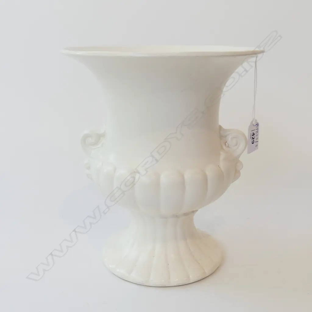 LG WHITE CROWN LYNN VASE #593 H.230mm Image 1++
