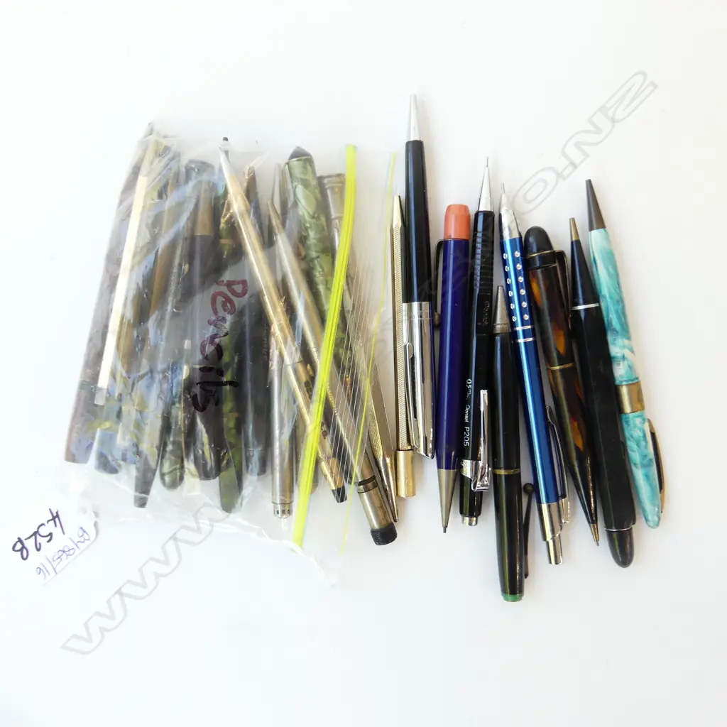 BAG ASST. PENCIL PENS Image 1++