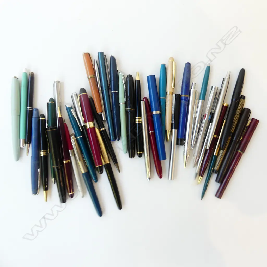 BAG ASST. PENS Image 1++