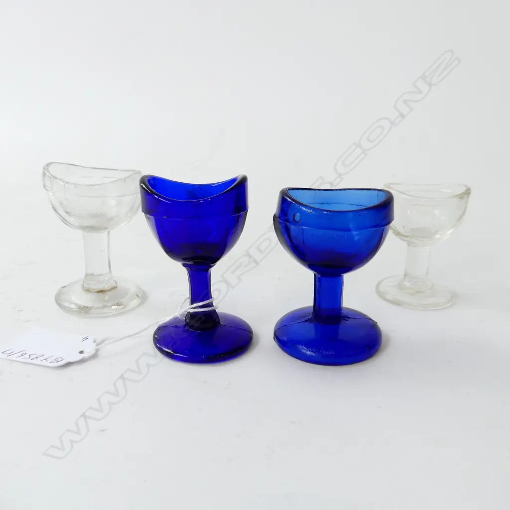 FOUR ANTIQUE EYE BATHS – TWO BLUE & TWO CLEAR WHITAL TATUM CO ETC Image 1++