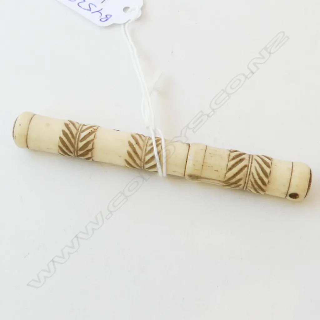 CARVED BONE TOOTHPICK HOLDER WITH STANHOPE LENS L95MM Image 1++