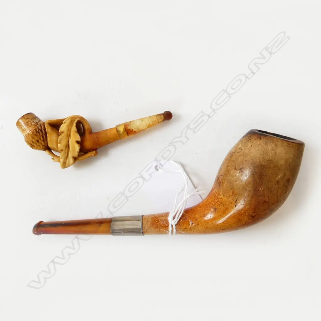 TWO MEERSCHAUM PIPES – ONE WITH SILVER COLLAR AND ONE CARVED WITH ACORN L.140MM, 80MM Image 1++