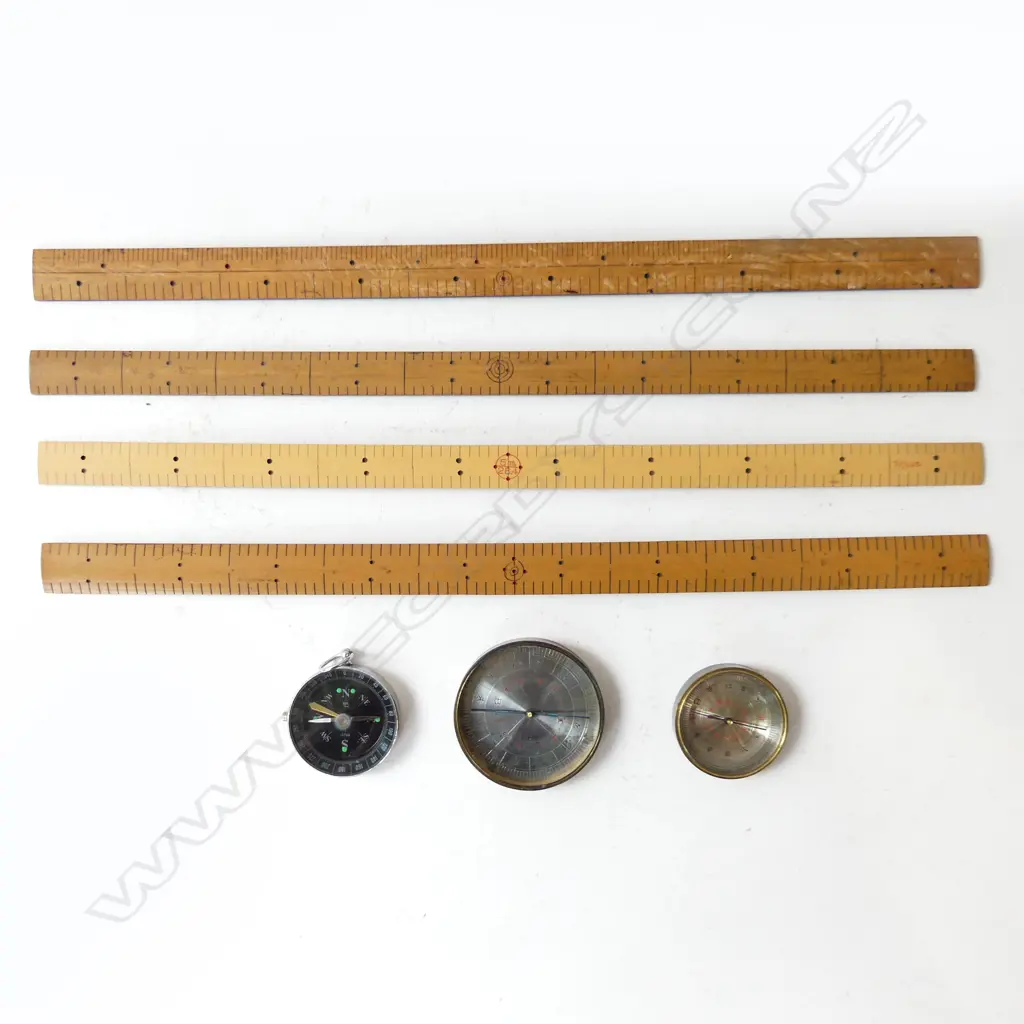 4 VINTAGE BAMBOO JAPANESE RULERS 1930S TOGETHER WITH 3 COMPASSES Image 1++