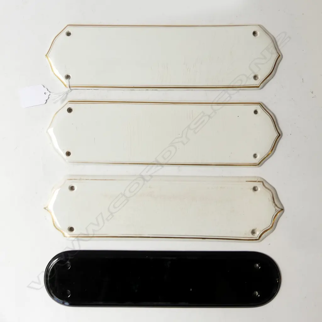 FOUR ANTIQUE PORCELAIN DOOR PLATES L.28CM Image 1++