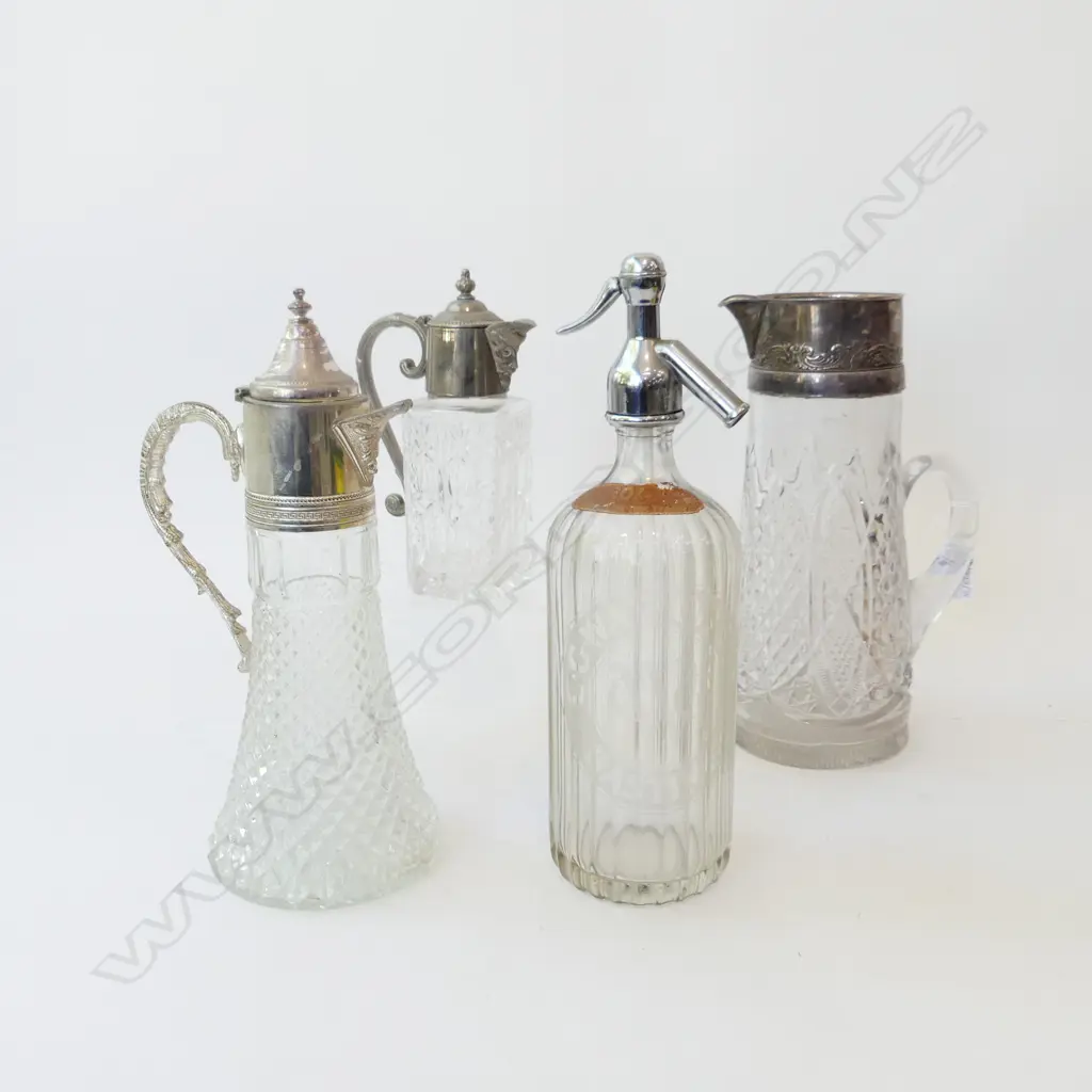 3 CLARET JUGS H.290mm + SODA SYPHON H.315mm Image 1++