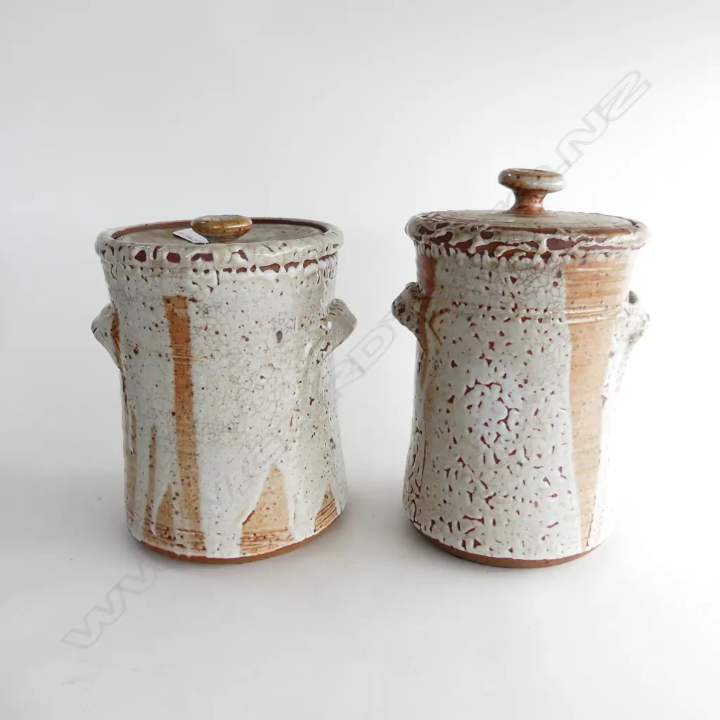 PR LRG NZ POTTERY LIDDED JARS, SHINO GLAZE, H.280mm w lid Image 1++