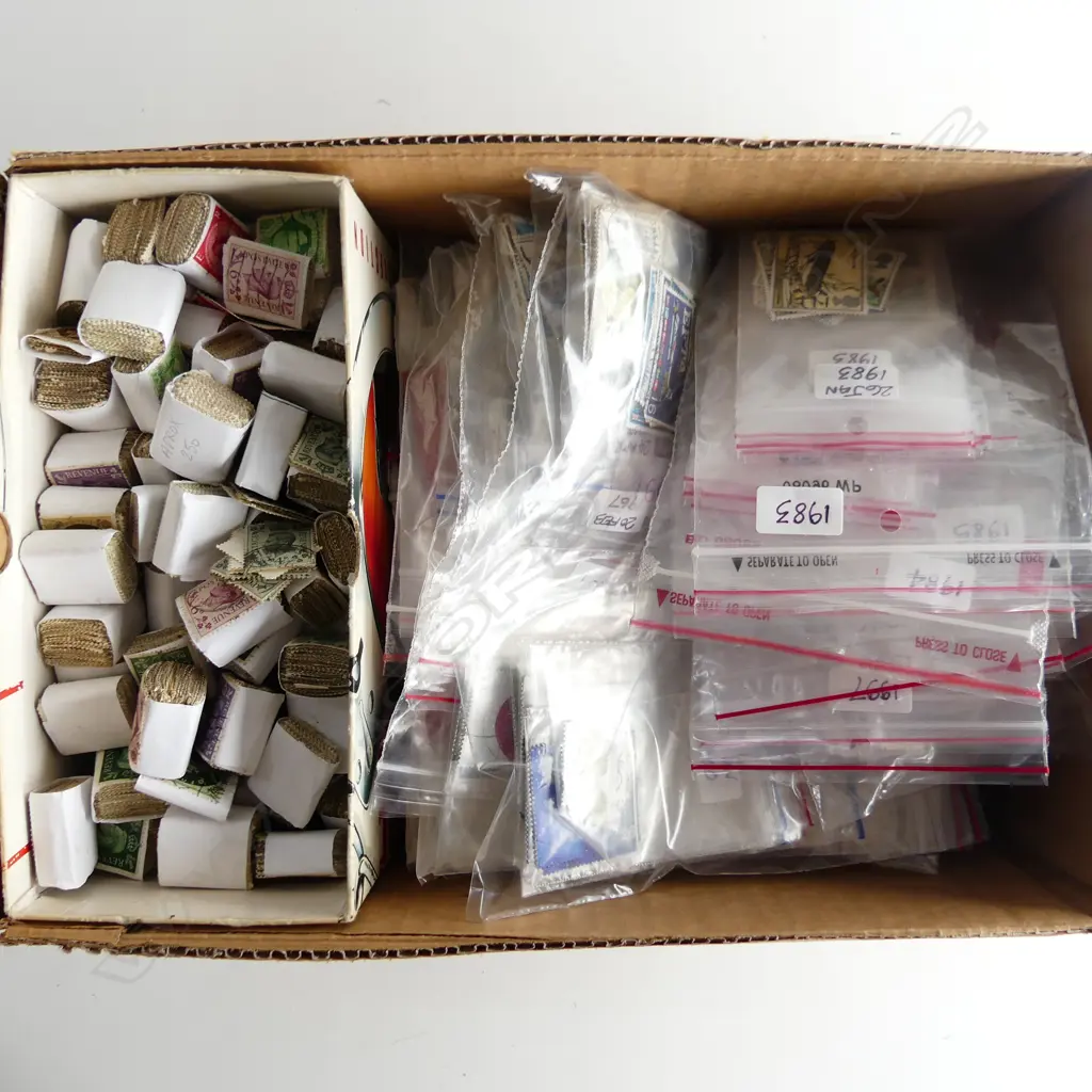 BOX ASST. STAMPS MOSTLY UK Image 1++