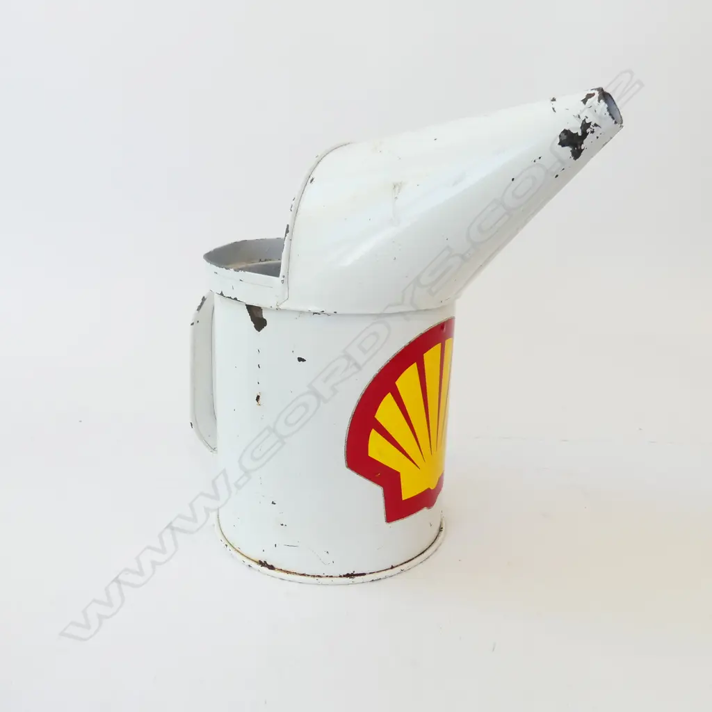 VINTAGE BP OIL POURER 2L Image 1++
