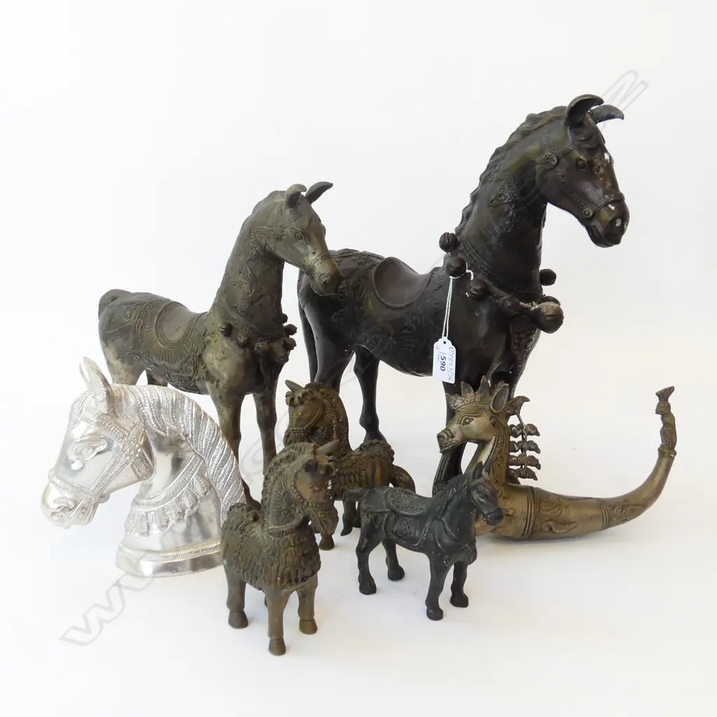 7 ASST. METAL HORSES H.350mm Image 1++