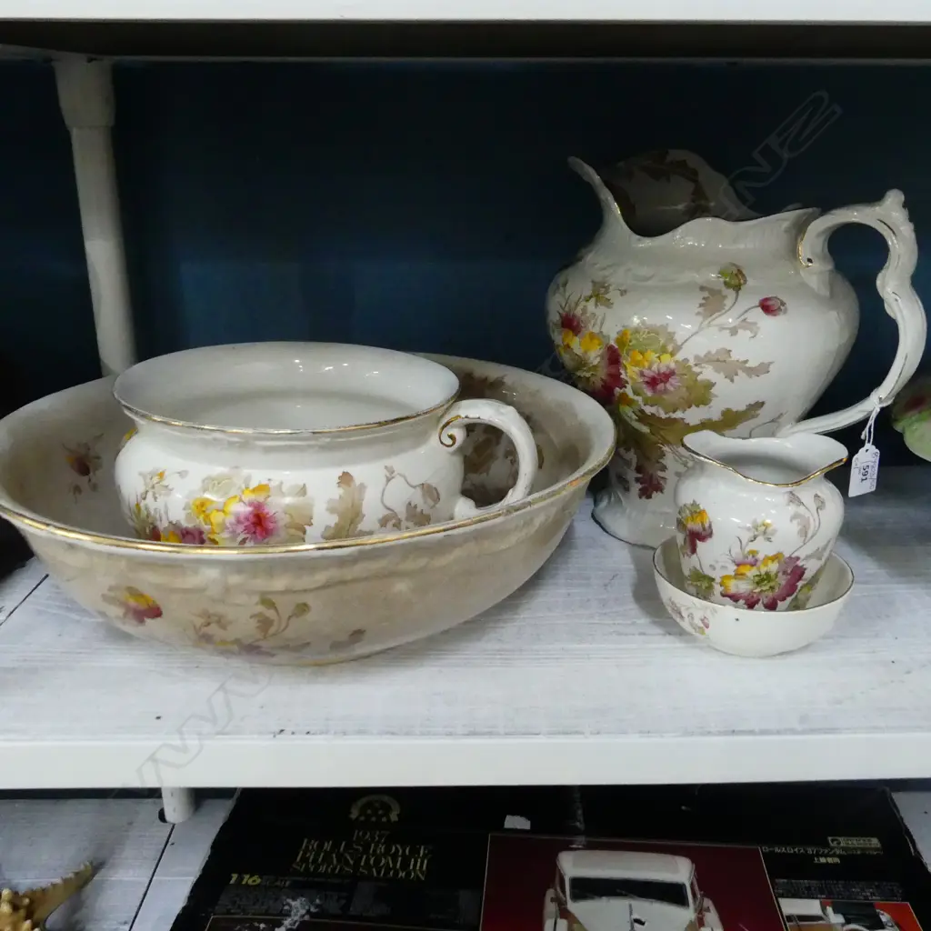 5 PCE VICTORIAN TOILET SET + LG GREEN OVAL BOWL Image 1++