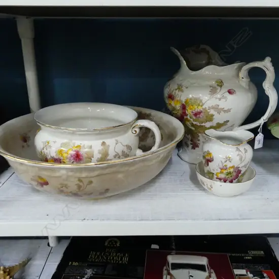 5 PCE VICTORIAN TOILET SET + LG GREEN OVAL BOWL