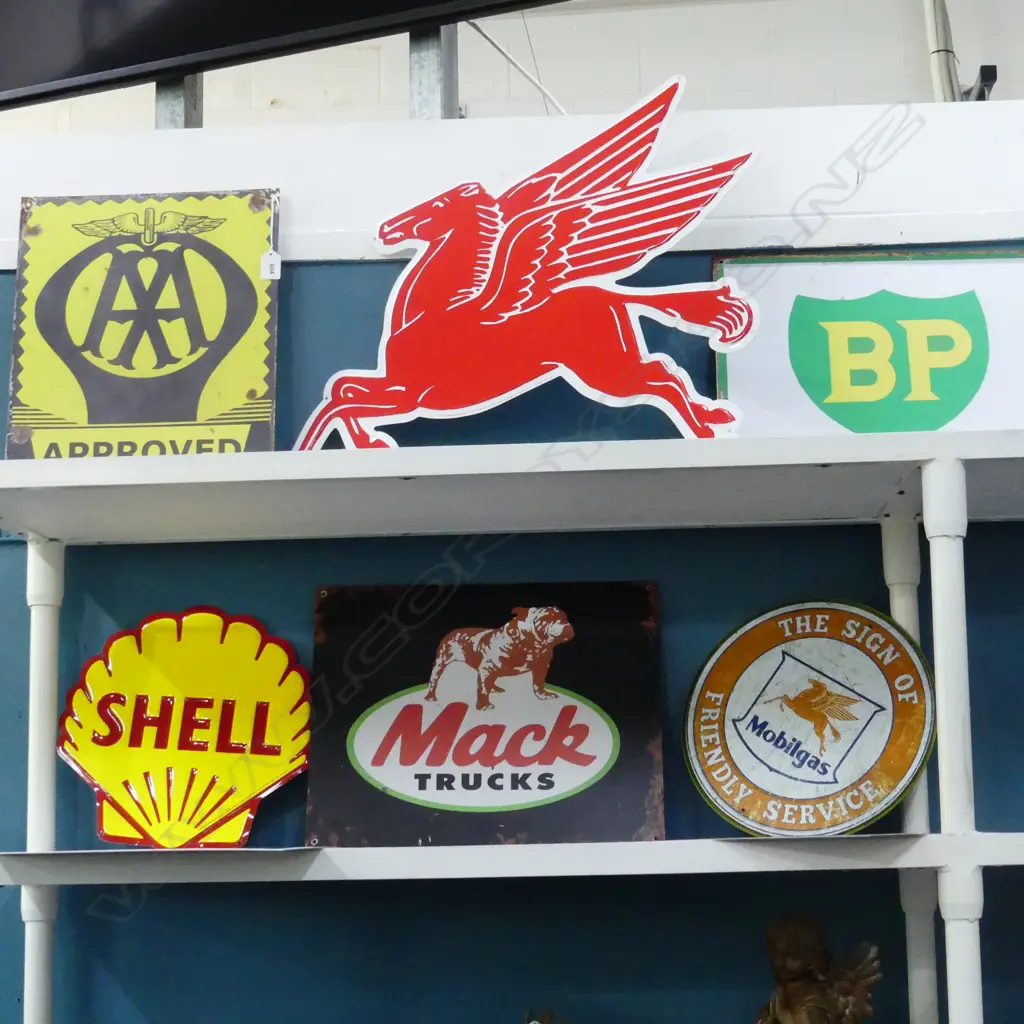 8 ASST. REPRO GARAGE/PETROL SIGNS Image 1++
