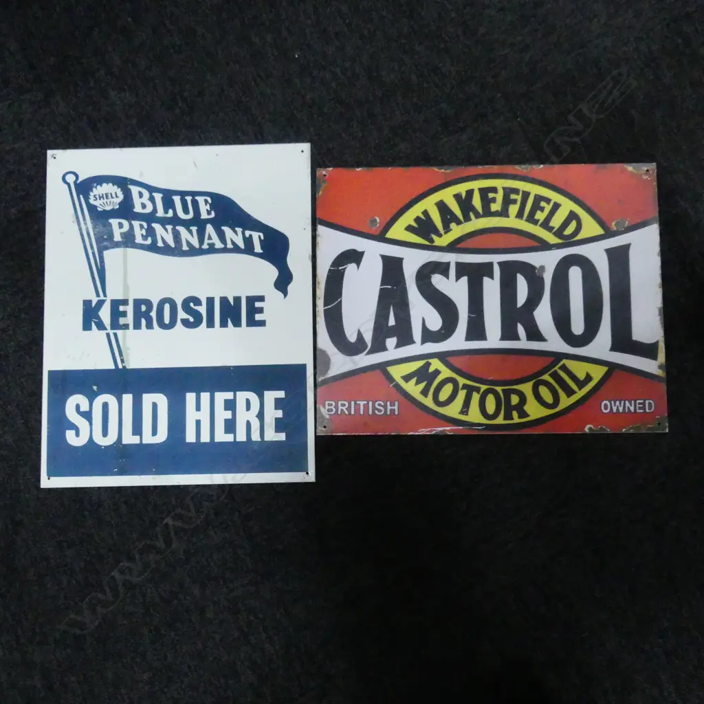 8 ASST. REPRO GARAGE/PETROL SIGNS Image 1++