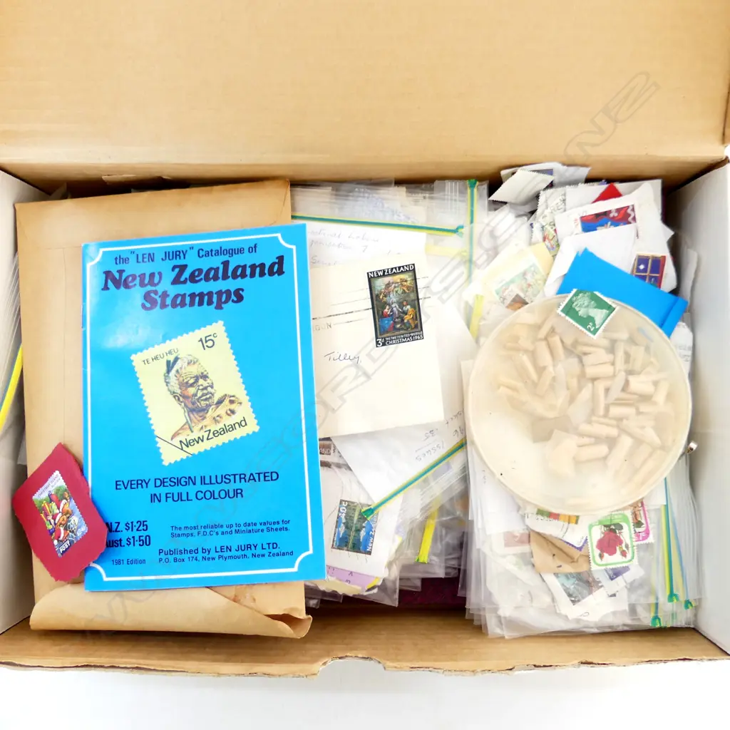 NZ & WORLD STAMP COLLECTION: ALBUM + FDC's + LOOSE ETC Image 1++