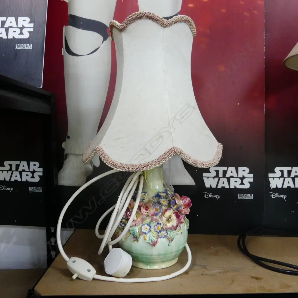 VINTAGE CERAMIC FLORAL LAMP H.440mm Image 1++
