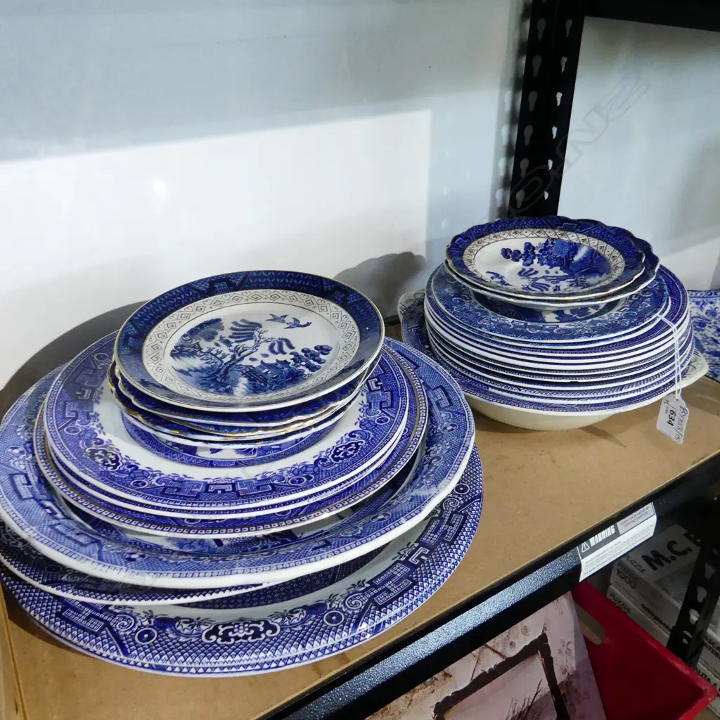 STACK OF ASST. B/W WILLOW PLATES  Image 1++