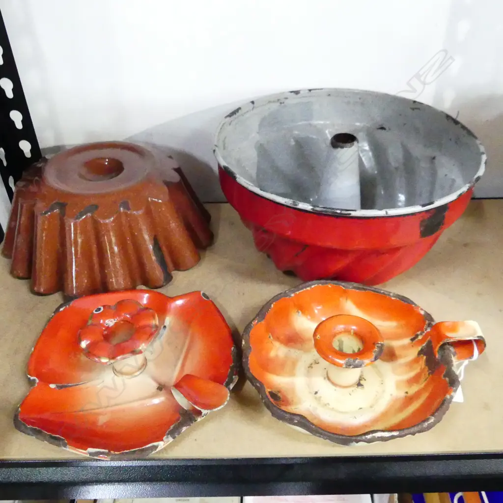TWO ART NOUVEAU ENAMEL CANDLE HOLDERS & TWO CAKE MOULDS RD.NO.472030 Image 1++