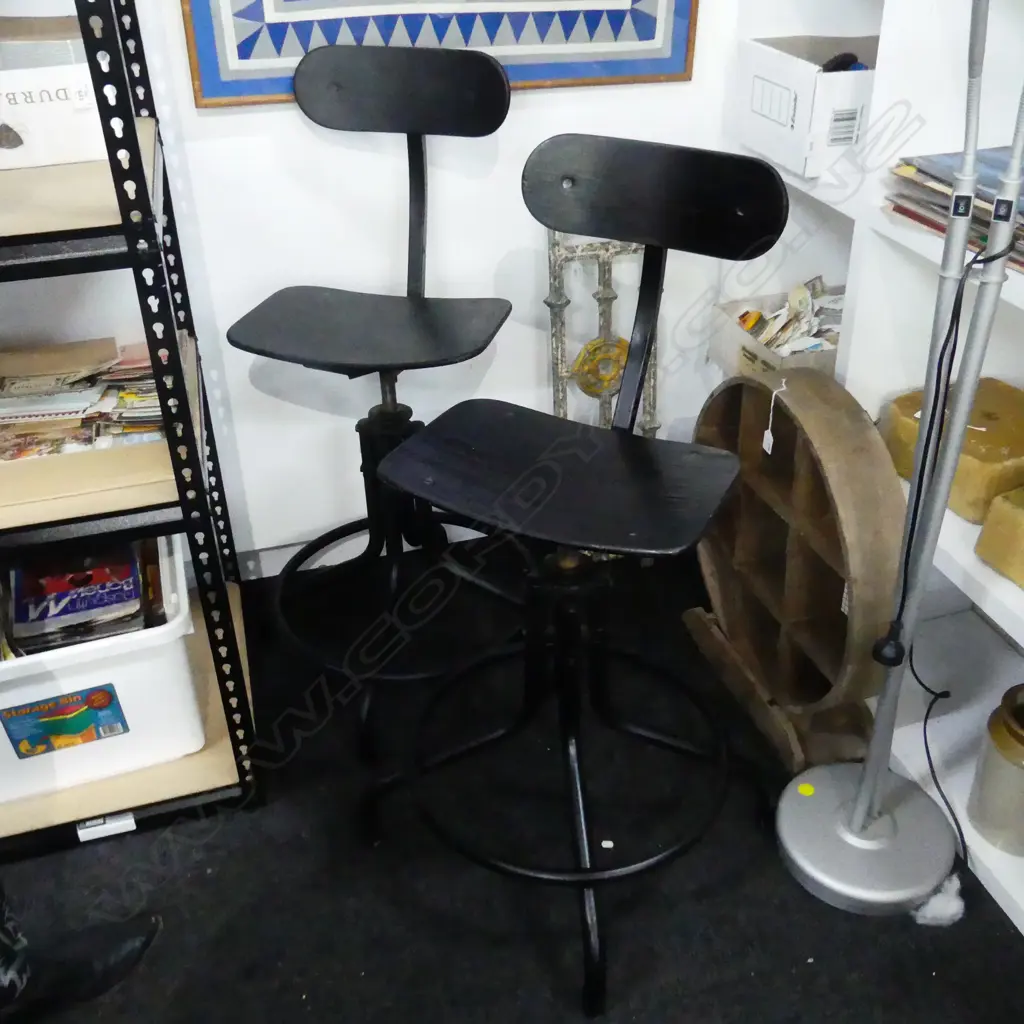 PR BLACK PAINTED ARCHITECTS CHAIRS Image 1++