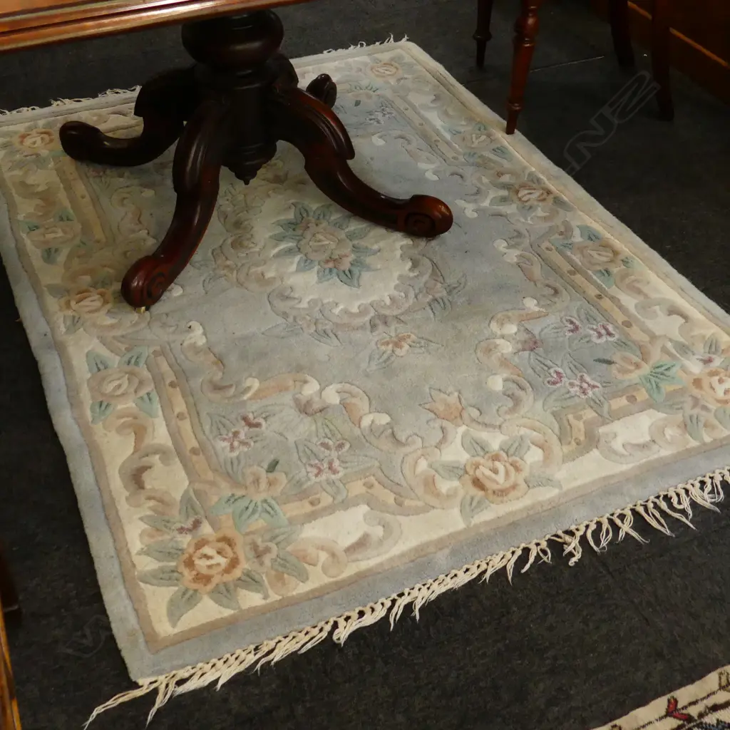 MACHINE TUFTED RUG - PALE TONES 1650x1240mm Image 1++