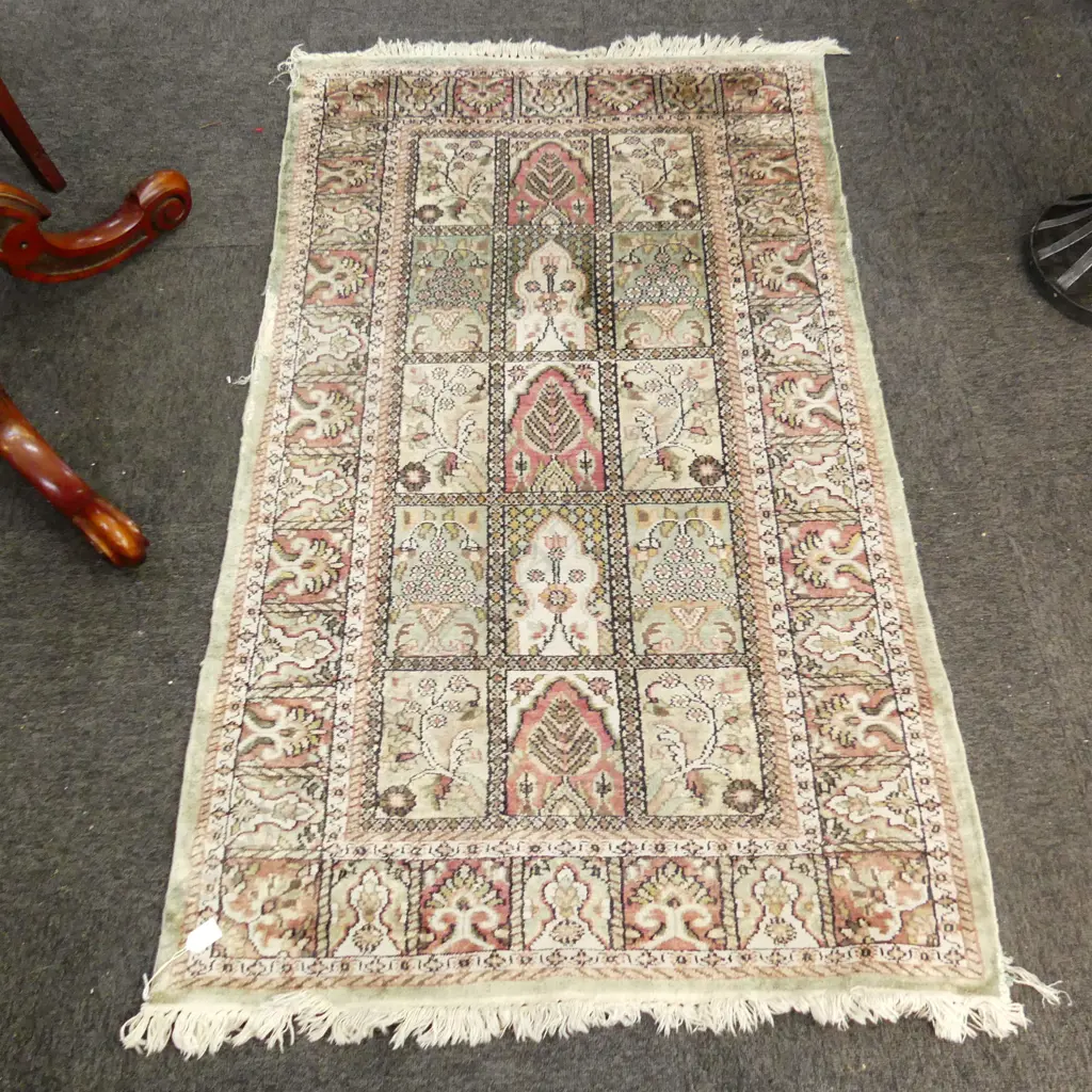 HAND KNOTTED WOOL PILE RUG 1550x920mm Image 1++