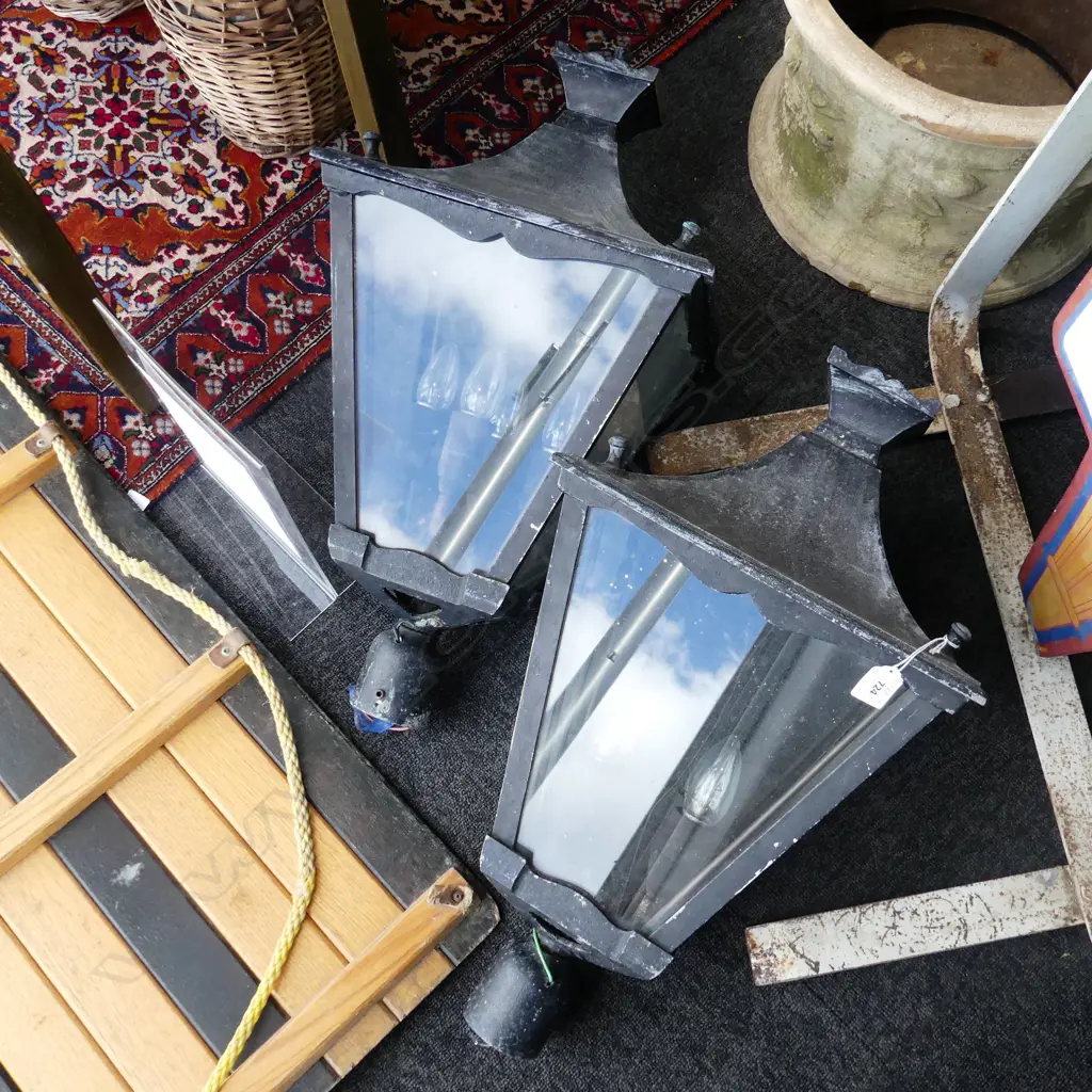 PR OUTDOOR PORTICO LANTERNS H.600mm Image 1++