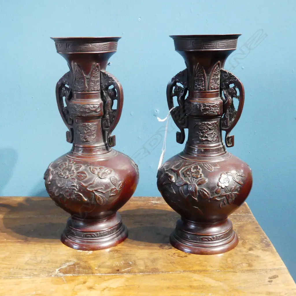 PR JAPANESE BRONZE VASES H.305mm Image 1++