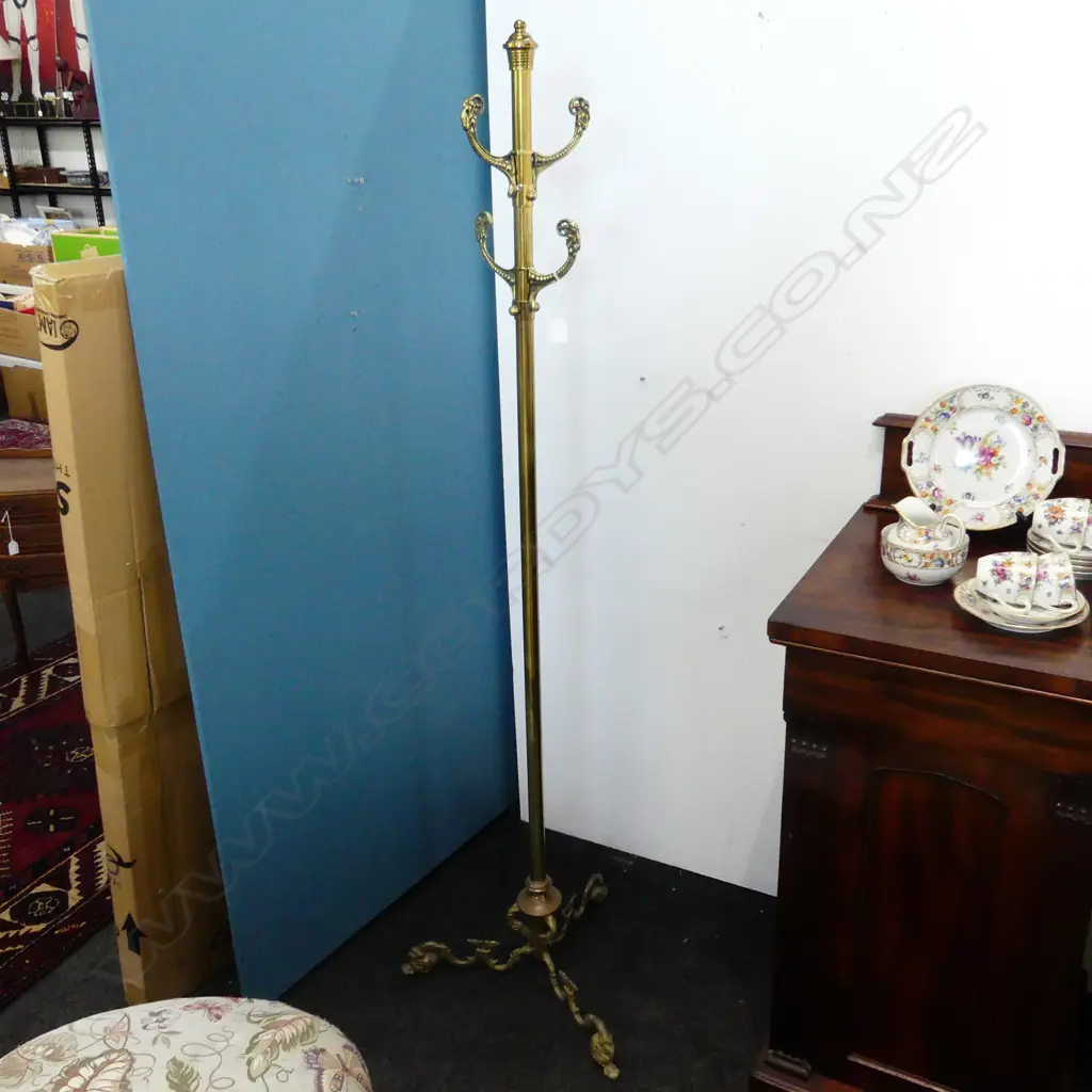 BRASS COAT RACK H.1700mm Image 1++