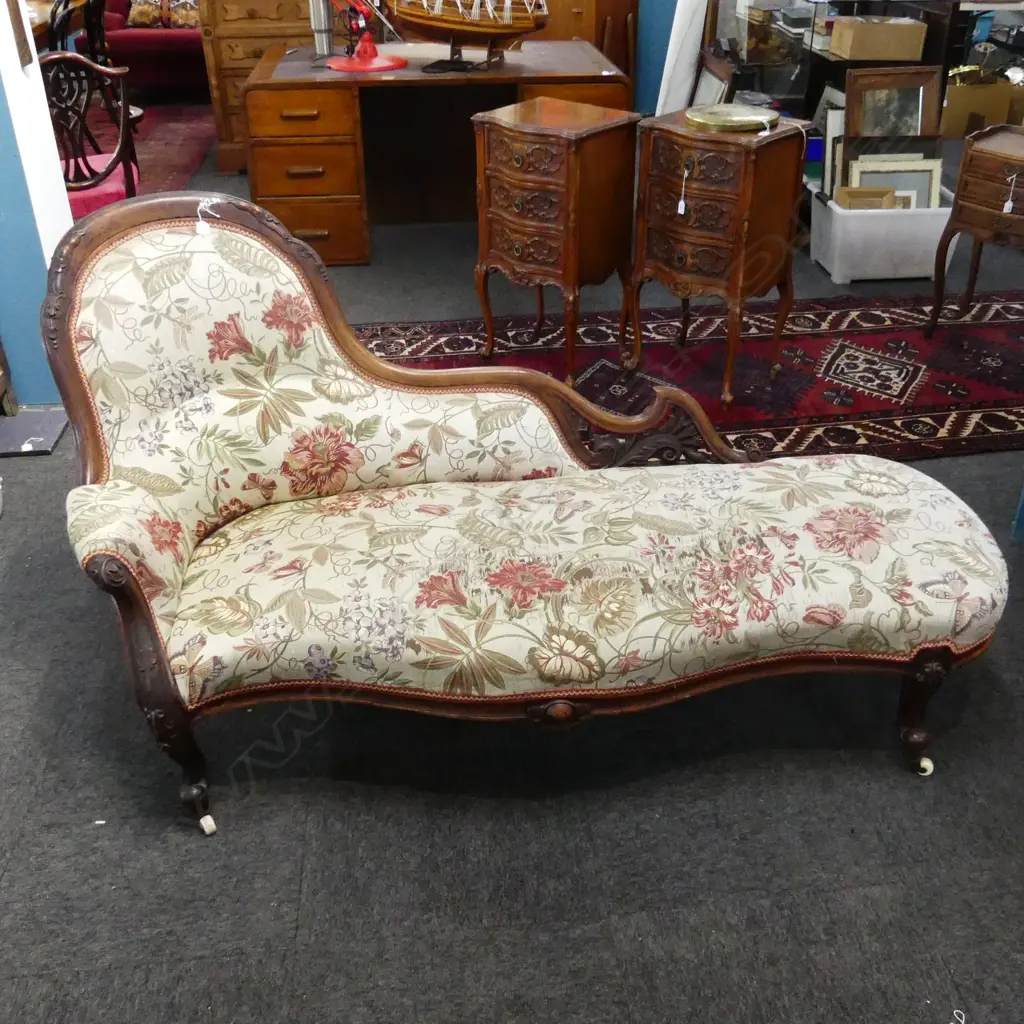 VICTORIAN CARVED WALNUT CHAISE LOUNGE - SOME WEAR L.1700mm Image 1++