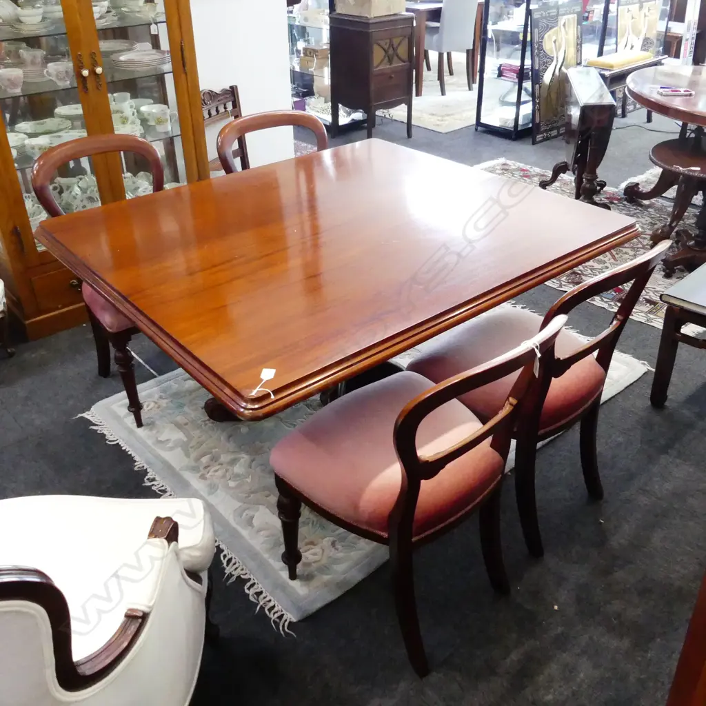 VICTORIAN MAHOGANY DINING TABLE 1350x1180mm + 4 BALLOON BACK CHAIRS Image 1++