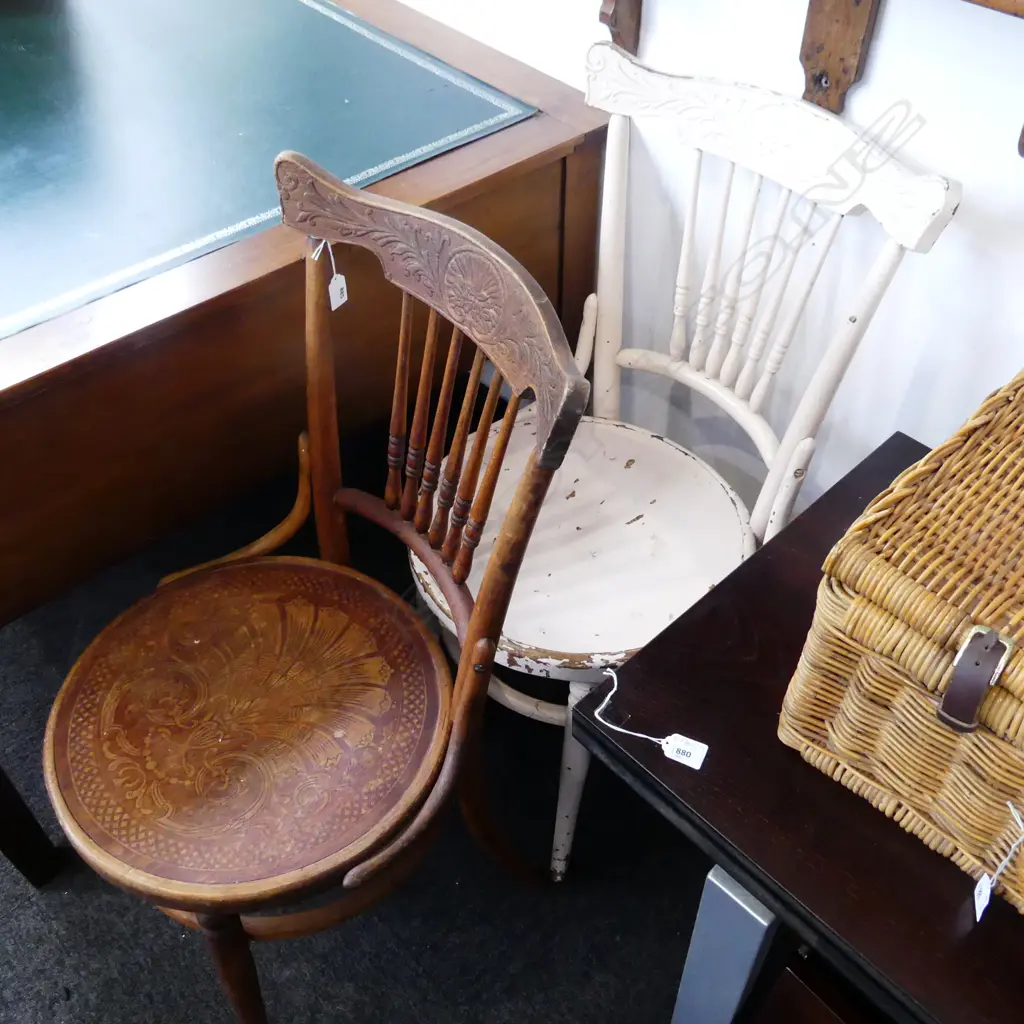 2 BENTWOOD CHAIRS Image 1++