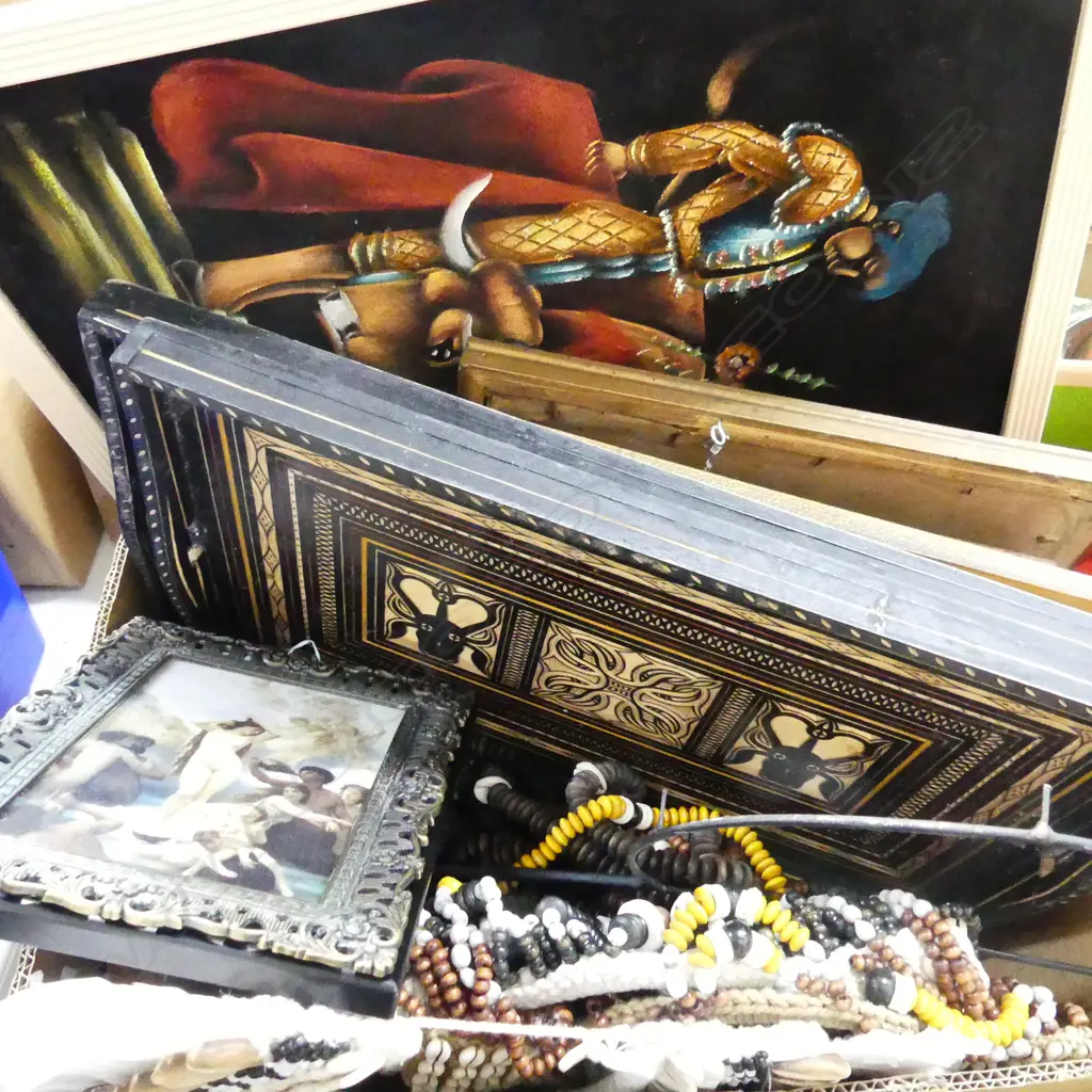 BOX ASST. TRIBAL NECKLACES, PRINTS ETC Image 1++