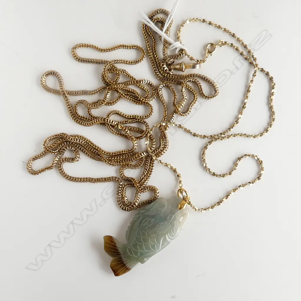OLD GOLD PLATE MUFF CHAIN + JADEITE ? FISH PENDANT W 18CT gold fitting on gold plate chain Image 1++