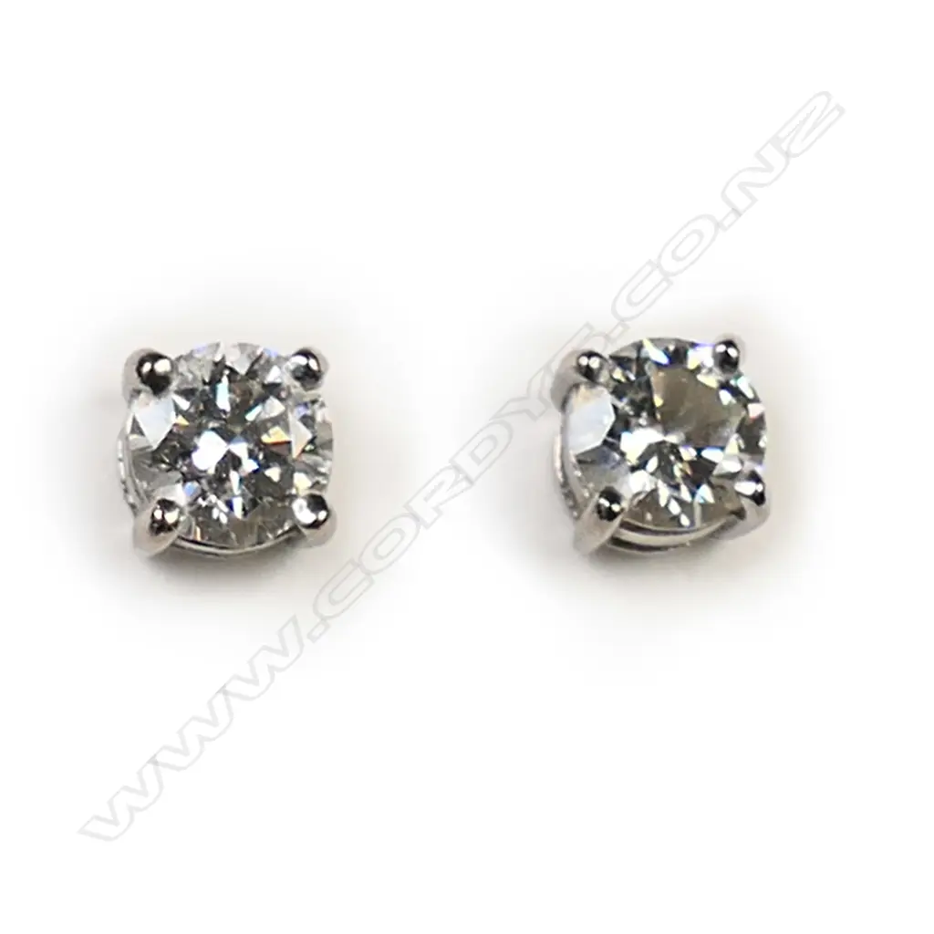PR 18CT W/GOLD DIAMOND STUD EARRINGS, TDW.50ct + CERT Image 1++