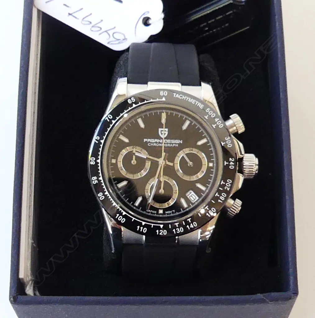 GENTS REPLICA 'PAGANI'' CHRONOGRAPH WATCH, BLACK & SILVER w BLK STRAP, BOXED Image 1++