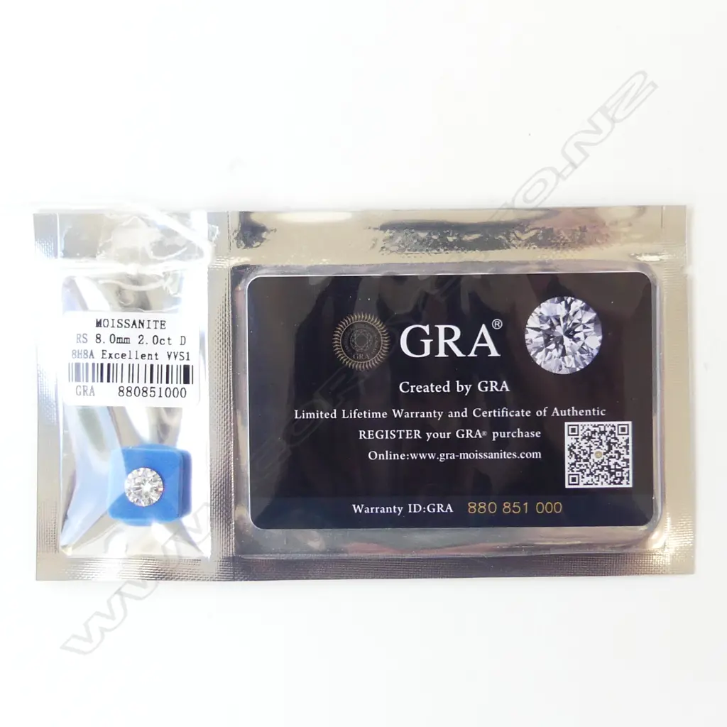 ROUND BRILLIANT 2ct MOISSANITE, WITH GRA CERTIFICATE Image 1++