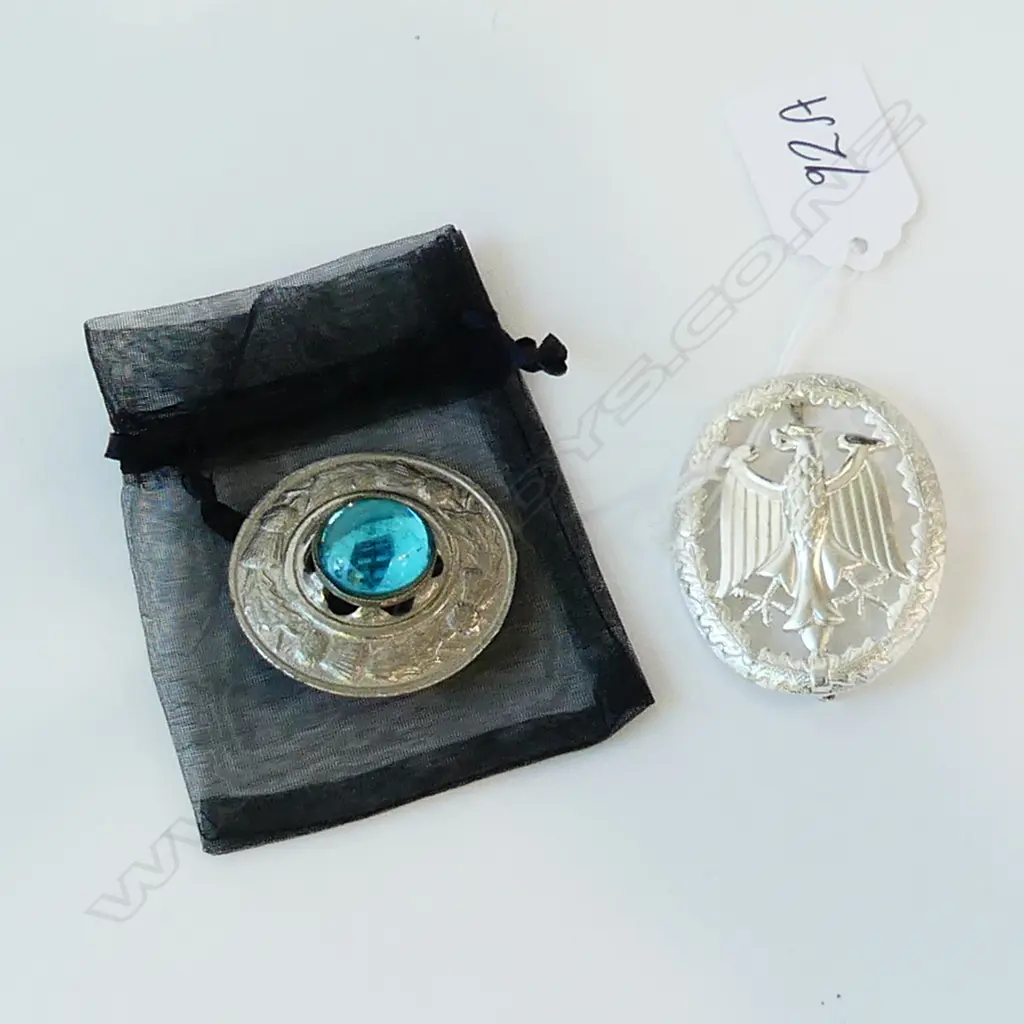 2 SILVER METAL BROOCHES; EAGLE & SCOTCH THISTLE 45mm dia Image 1++