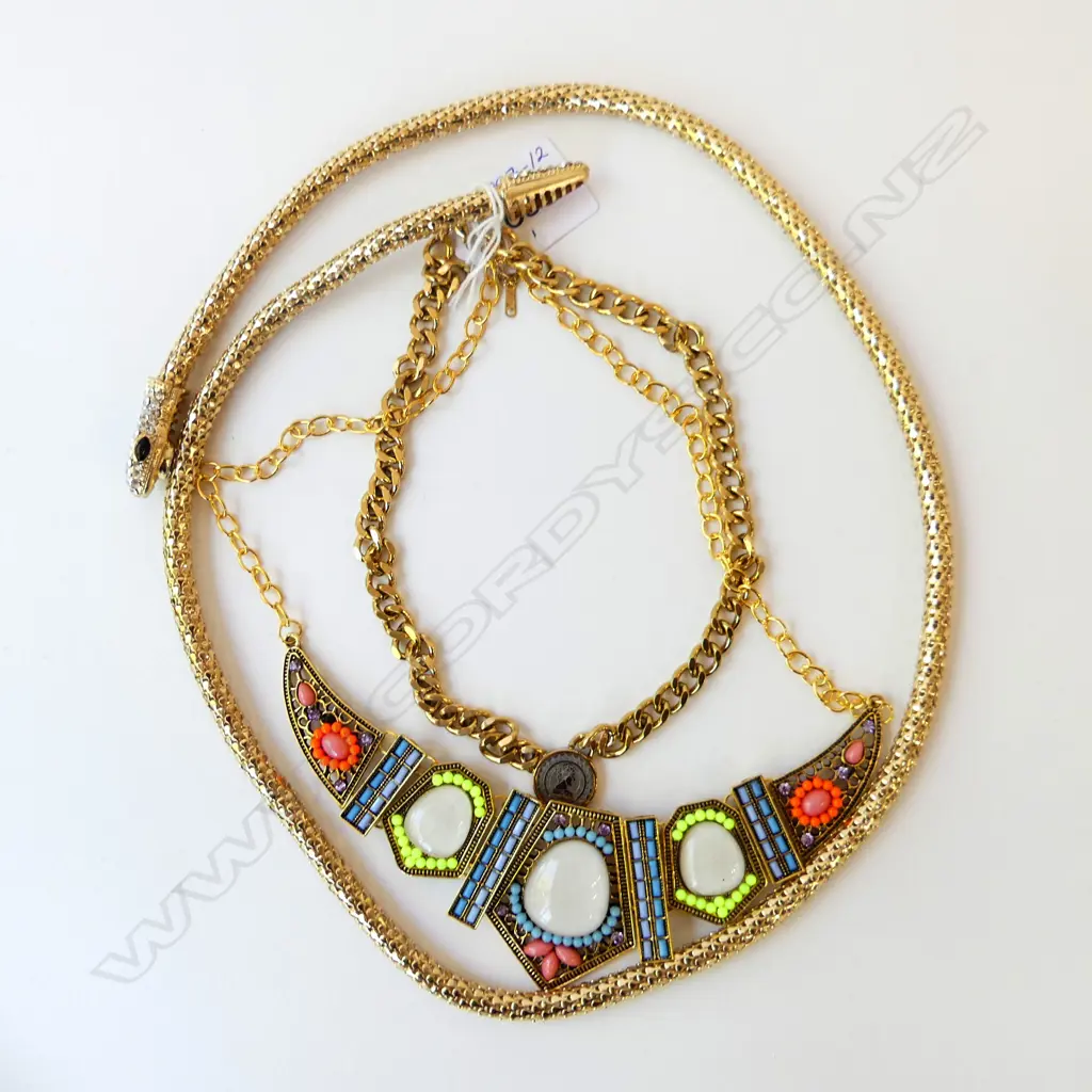 3 NECKLACES, 1 GOLD COLOUR CURB LINK CHAIN, 1 SNAKE CHAIN w DIAMANTE HEAD & TAIL, 1 MOSAIC Image 1++