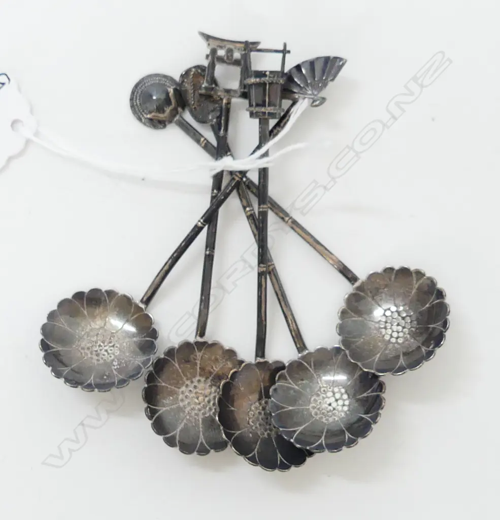 5 JAPANESE NOVELTY TEASPOONS various finials chrysanthemum bowls Image 1++
