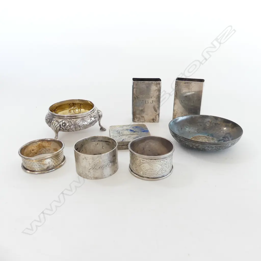 8 PCES ASST. SILVER: 3 NAPKIN RINGS, SALT, PR CASES 175gm + COMPACT & COIN BOWL (NOT WEIGHED) Image 1++