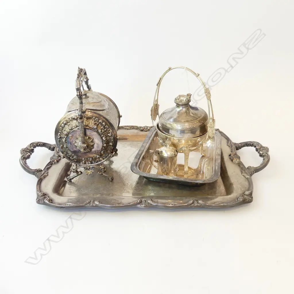 TRAY OF SILVER PLATED VINTAGE  ITEMS, INCLDS ORNATE BISCUIT BARREL, COW LIDDED BUTTER BOWL & SALT CELLAR Image 1++
